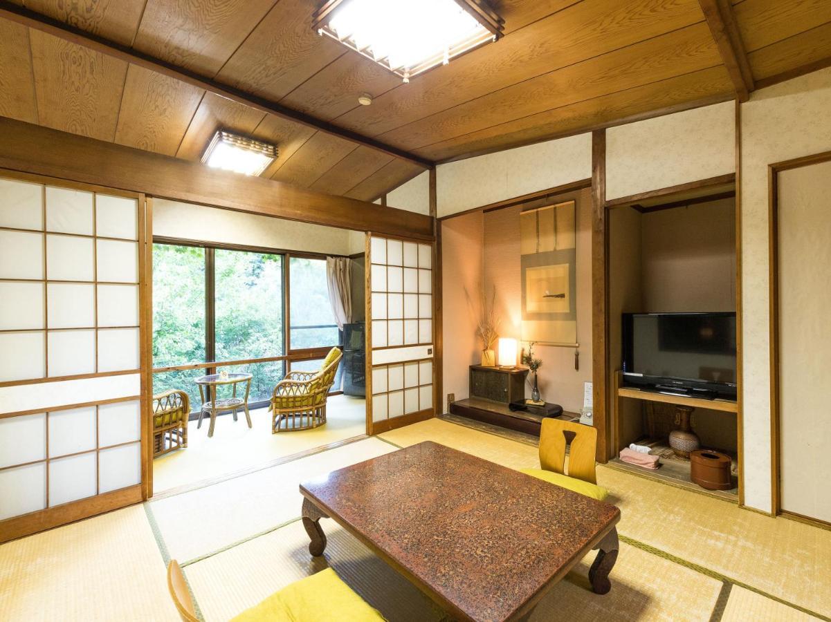 Tabist Shirasagi-Onsen Shirasagikan Toyota  Exterior photo